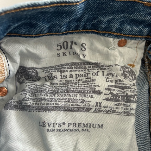 Levis 501 Skinny Jeans Womens 28 Premium Light Button Fly High Rise Distressed - Picture 7 of 8